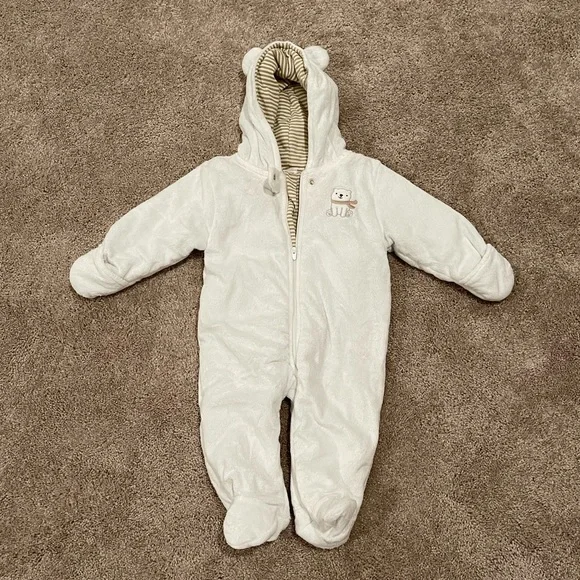 Carter’s baby polar bear snow suit